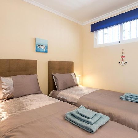 Dona Elisa Apartment Алтеа Екстериор снимка