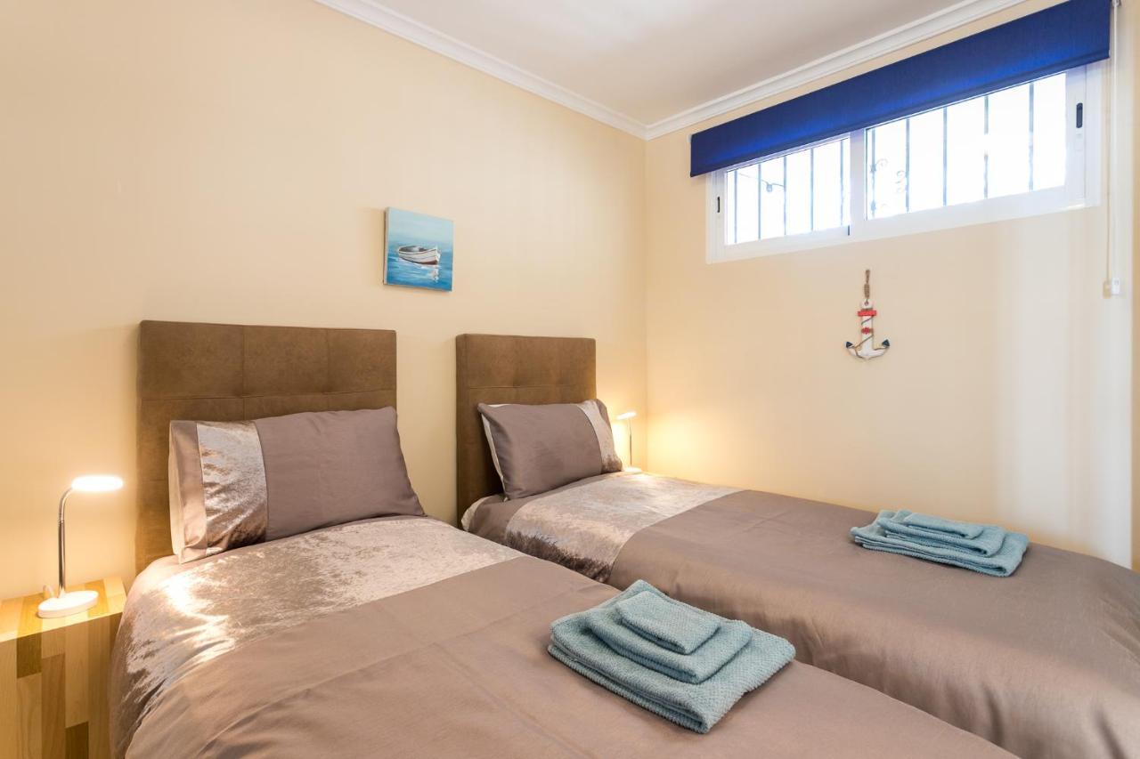 Dona Elisa Apartment Алтеа Екстериор снимка