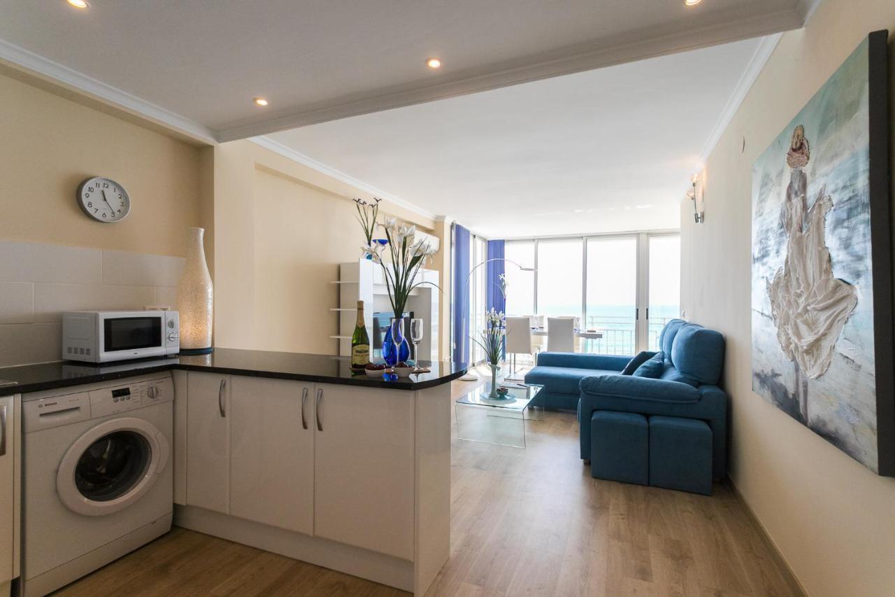 Dona Elisa Apartment Алтеа Екстериор снимка